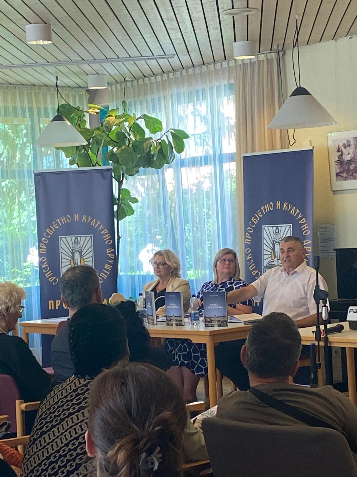 Pet godina Prosvjete