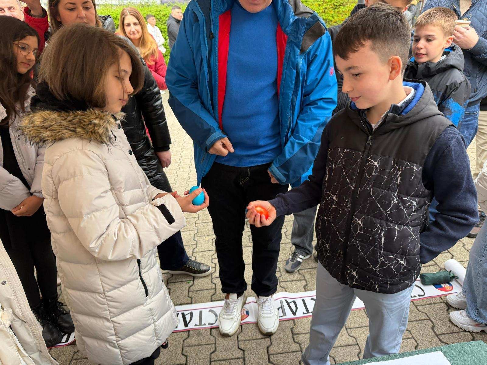 Изложба украшених јаја СПКД Просвјета