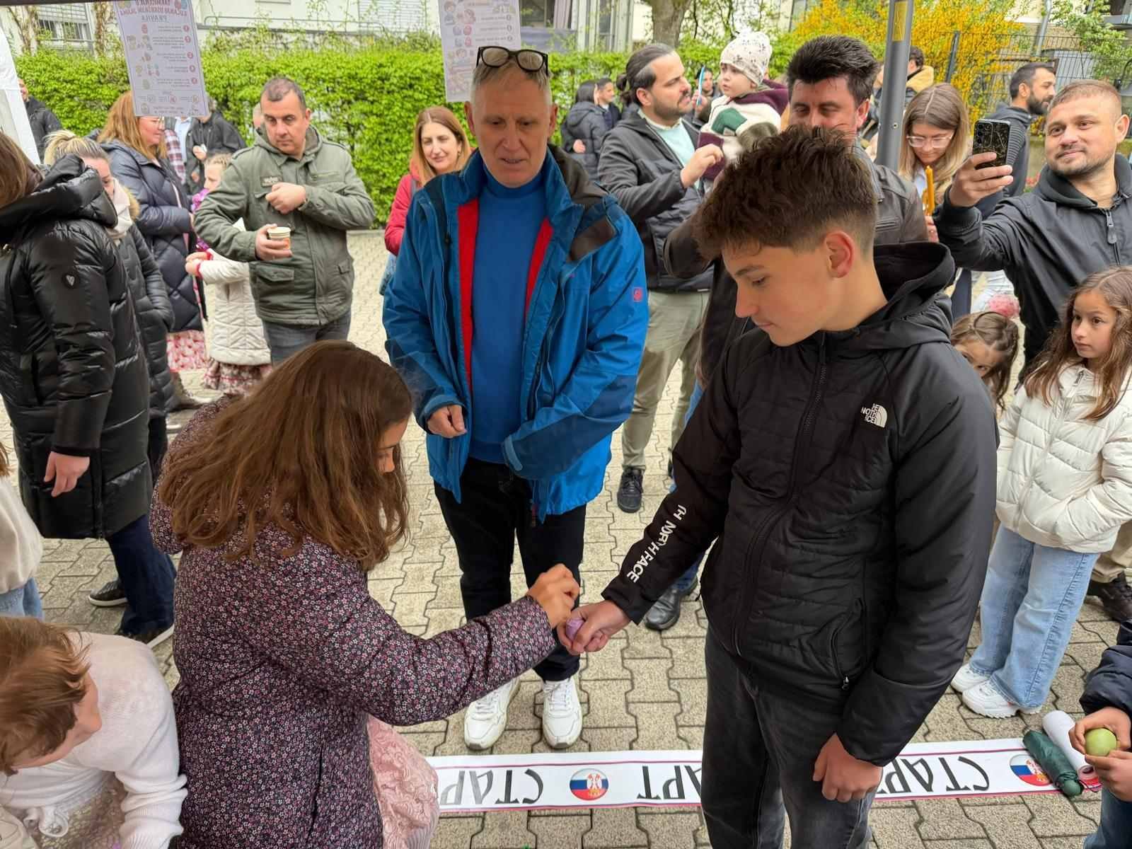 Српска заједница окупљена на Васкрс у Штутгарту