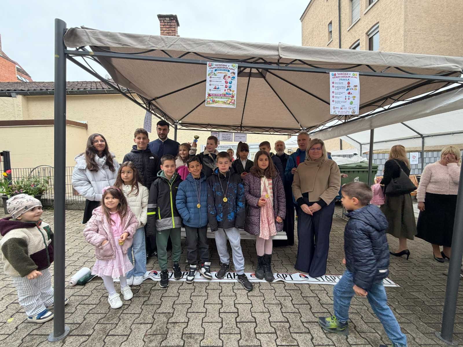 Дјечији радови са радионице СПКД Просвјета